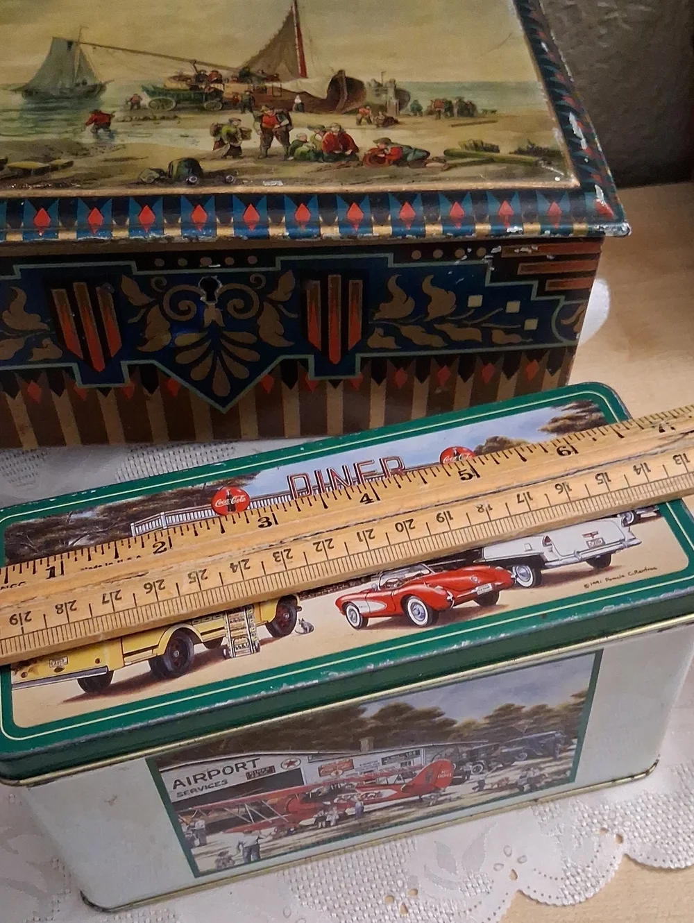 Vintage Tin Lot